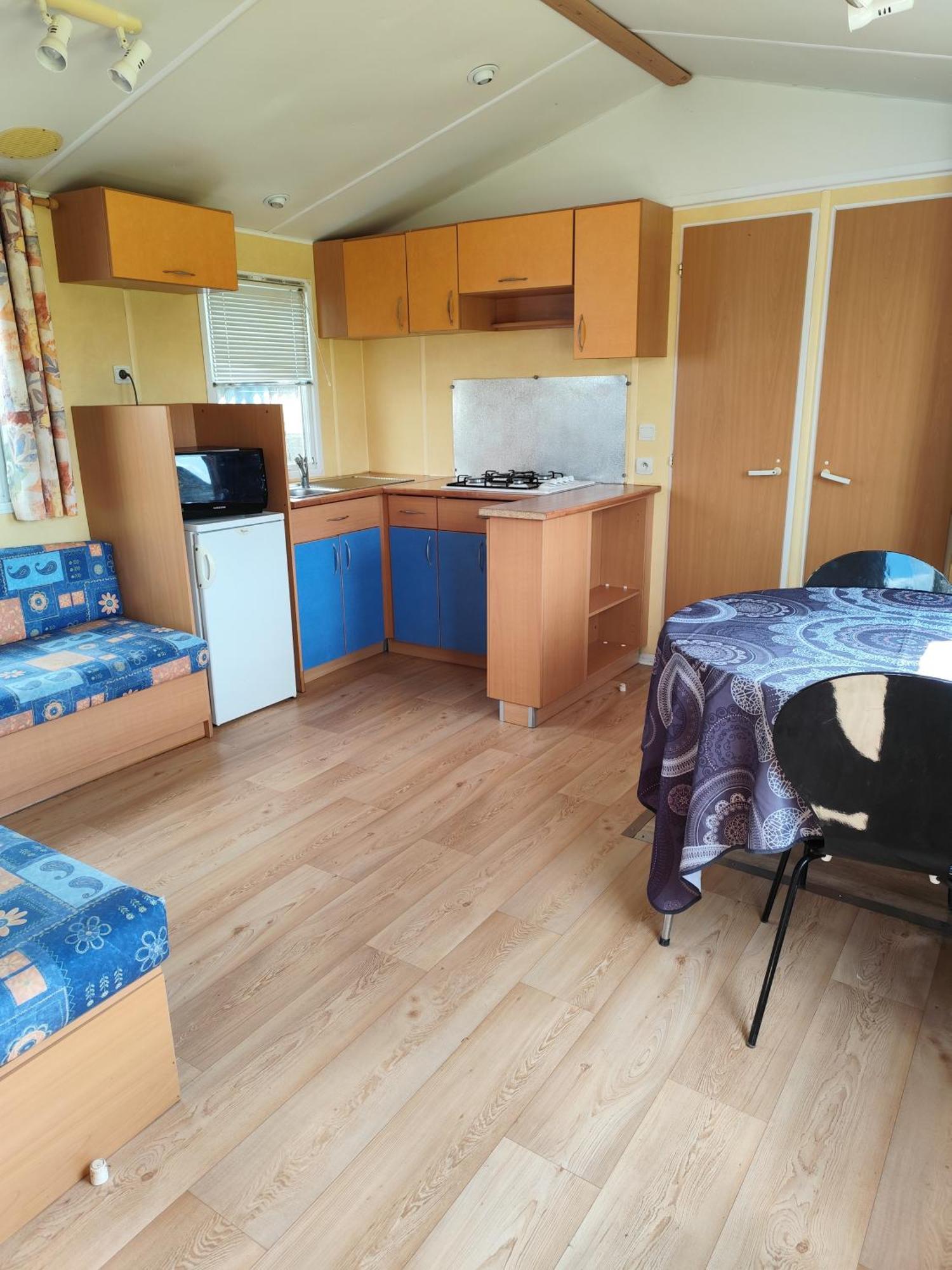 La Billardiere Camping A La Ferme Le Menil-Ciboult Exterior photo